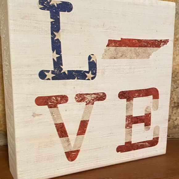 Patriotic Tennessee Love Wood Sign For Tier Trays Tabletop or Shelf, State Of TN - Picture 3 of 14
